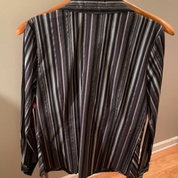 *HP* Women's Apt. 9 grey scale long sleeve blouse - Picture 2 of 7